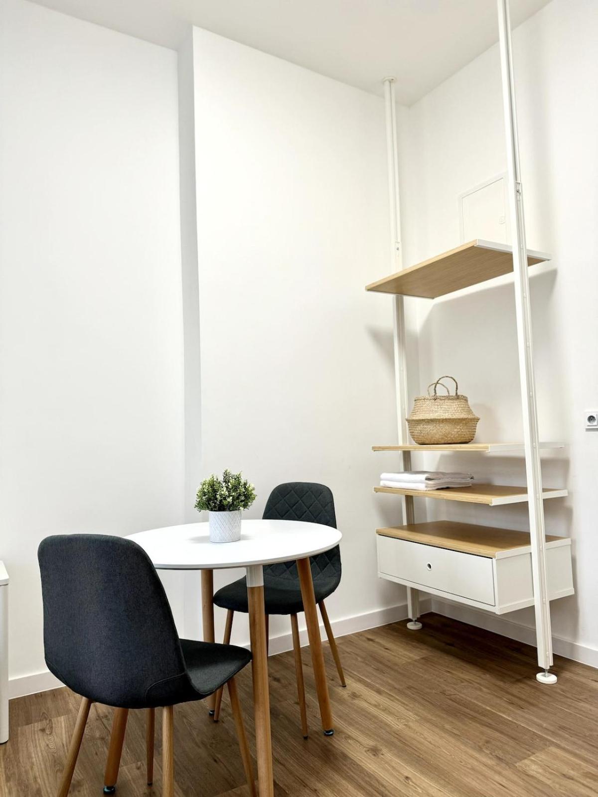 Cozy One-room In Heart Of * Praha